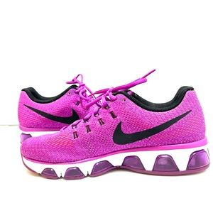 Nike women’s shoes 8.5